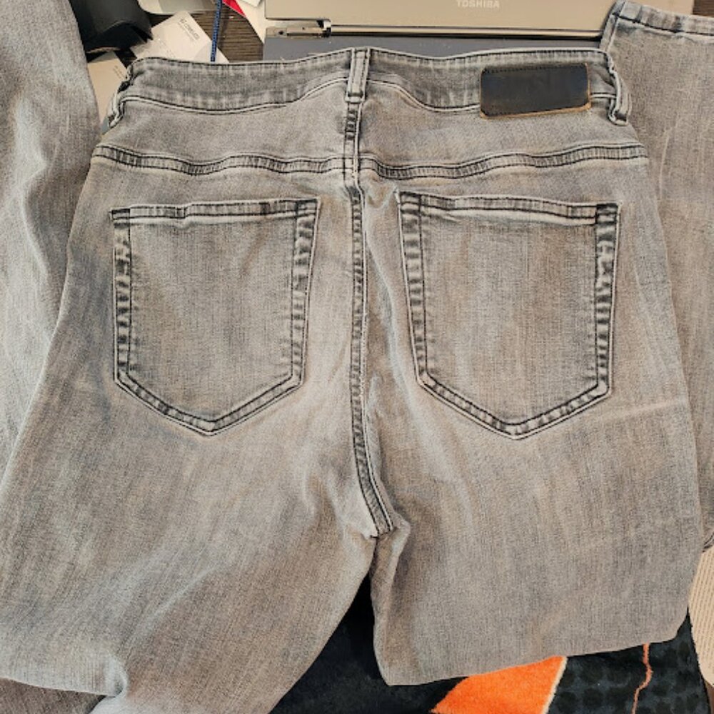 Diesel Women's High Rise Jeans - Black - Picture 6 of 6